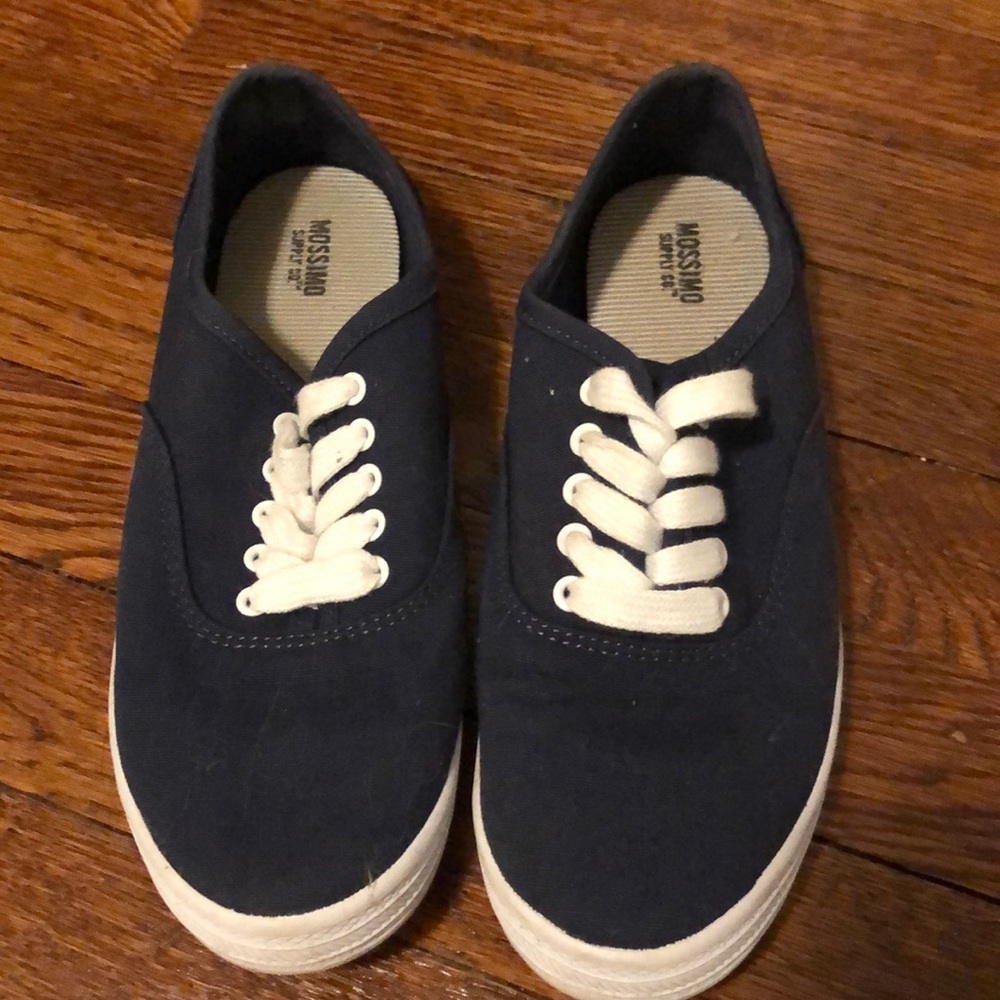 Blue mossimo shoes